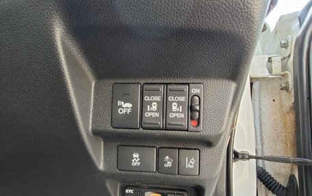 Honda Freed II, 2018 год, 1 395 000 рублей, 15 фотография