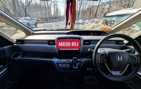 Honda Freed II, 2018 год, 1 395 000 рублей, 13 фотография