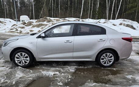 KIA Rio IV, 2017 год, 885 000 рублей, 13 фотография