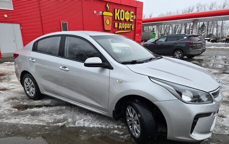 KIA Rio IV, 2017 год, 885 000 рублей, 7 фотография