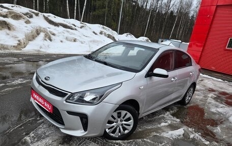 KIA Rio IV, 2017 год, 885 000 рублей, 4 фотография