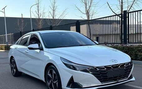 Hyundai Elantra, 2022 год, 1 739 999 рублей, 3 фотография