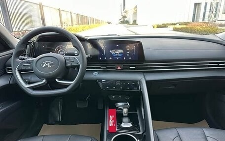 Hyundai Elantra, 2022 год, 1 739 999 рублей, 9 фотография