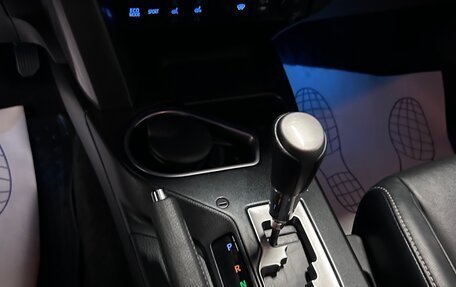 Toyota RAV4, 2018 год, 2 500 000 рублей, 4 фотография