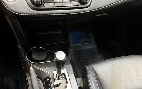 Toyota RAV4, 2018 год, 2 500 000 рублей, 19 фотография