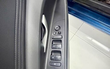 Hyundai Elantra, 2023 год, 1 599 000 рублей, 16 фотография