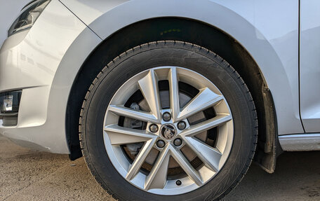 Skoda Rapid I, 2017 год, 1 225 000 рублей, 12 фотография