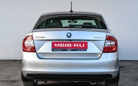 Skoda Rapid I, 2017 год, 1 225 000 рублей, 6 фотография