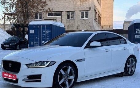 Jaguar XE I рестайлинг, 2018 год, 1 фотография