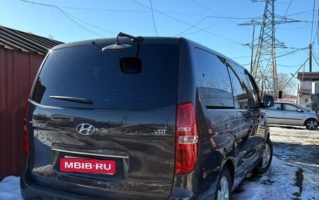 Hyundai Grand Starex Grand Starex I рестайлинг 2, 2019 год, 3 390 000 рублей, 7 фотография