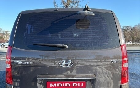 Hyundai Grand Starex Grand Starex I рестайлинг 2, 2019 год, 3 390 000 рублей, 14 фотография