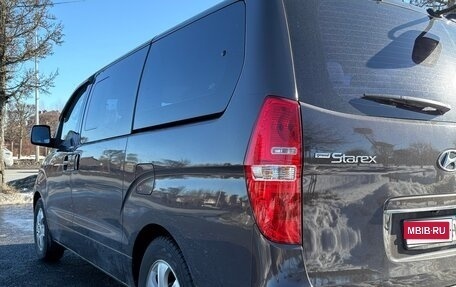 Hyundai Grand Starex Grand Starex I рестайлинг 2, 2019 год, 3 390 000 рублей, 12 фотография