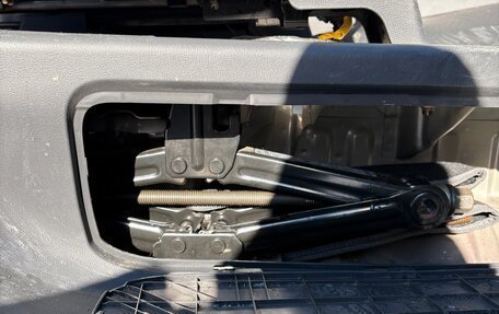 Hyundai Grand Starex Grand Starex I рестайлинг 2, 2019 год, 3 390 000 рублей, 24 фотография