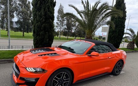 Ford Mustang VI рестайлинг, 2021 год, 2 610 000 рублей, 9 фотография