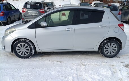 Toyota Vitz, 2013 год, 740 000 рублей, 4 фотография