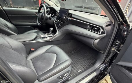 Toyota Camry, 2021 год, 3 600 000 рублей, 19 фотография