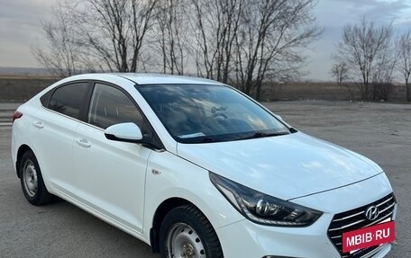 Hyundai Solaris II рестайлинг, 2017 год, 1 510 000 рублей, 10 фотография