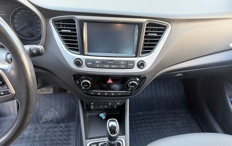 Hyundai Solaris II рестайлинг, 2017 год, 1 510 000 рублей, 29 фотография