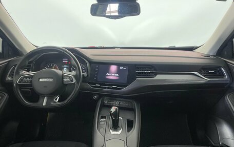 Haval F7x I, 2021 год, 1 780 000 рублей, 10 фотография