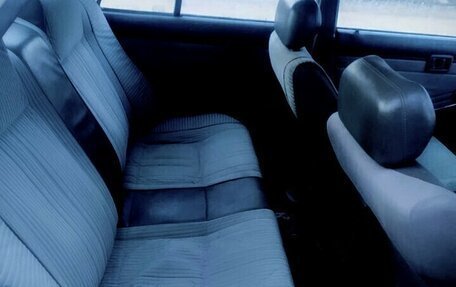 Nissan Bluebird VIII, 1984 год, 300 000 рублей, 4 фотография