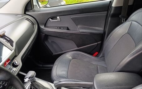 KIA Sportage III, 2010 год, 1 300 000 рублей, 6 фотография