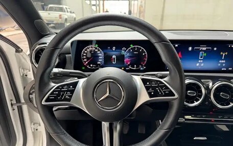 Mercedes-Benz A-Класс, 2023 год, 2 090 000 рублей, 9 фотография