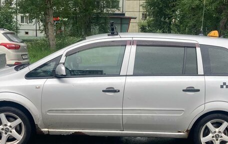 Opel Zafira B, 2011 год, 420 000 рублей, 2 фотография