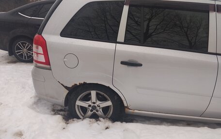 Opel Zafira B, 2011 год, 420 000 рублей, 7 фотография