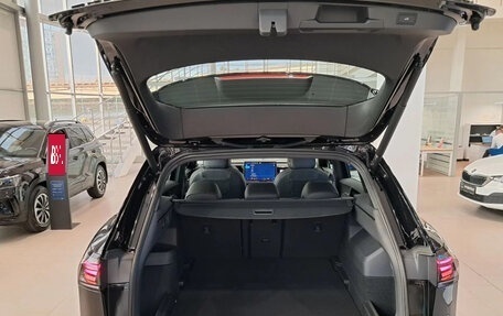 Volkswagen Tiguan, 2025 год, 5 090 000 рублей, 23 фотография