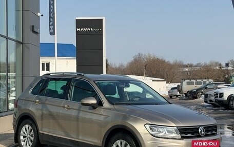 Volkswagen Tiguan II, 2017 год, 2 485 000 рублей, 2 фотография