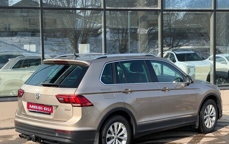 Volkswagen Tiguan II, 2017 год, 2 485 000 рублей, 6 фотография