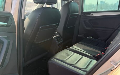 Volkswagen Tiguan II, 2017 год, 2 485 000 рублей, 17 фотография