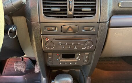 Renault Symbol I, 2007 год, 385 000 рублей, 18 фотография