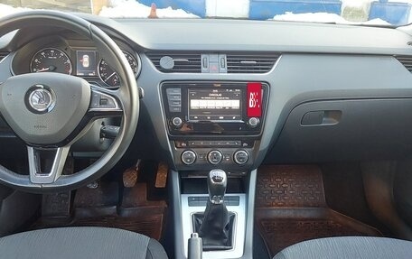 Skoda Octavia, 2017 год, 1 280 000 рублей, 14 фотография