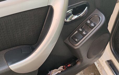 Nissan Terrano III, 2018 год, 1 200 000 рублей, 39 фотография