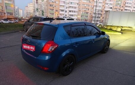 KIA cee'd I рестайлинг, 2010 год, 890 000 рублей, 3 фотография