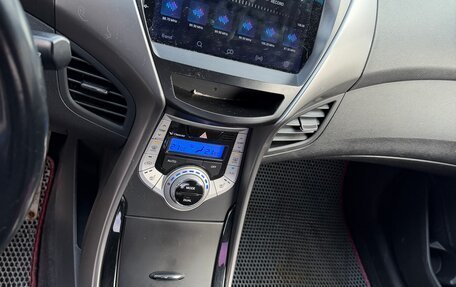 Hyundai Elantra V, 2012 год, 850 000 рублей, 8 фотография