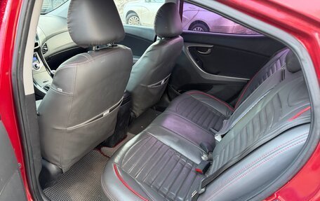 Hyundai Elantra V, 2012 год, 850 000 рублей, 9 фотография