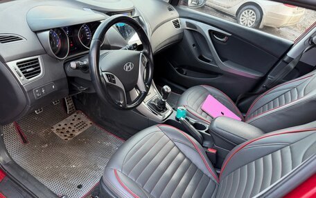 Hyundai Elantra V, 2012 год, 850 000 рублей, 7 фотография