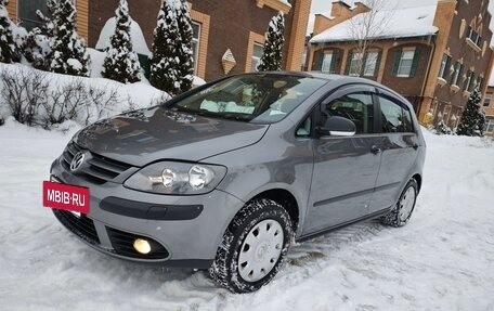 Volkswagen Golf Plus I, 2008 год, 850 000 рублей, 2 фотография