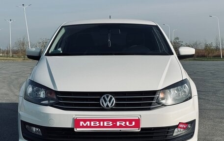 Volkswagen Polo VI (EU Market), 2017 год, 955 000 рублей, 2 фотография