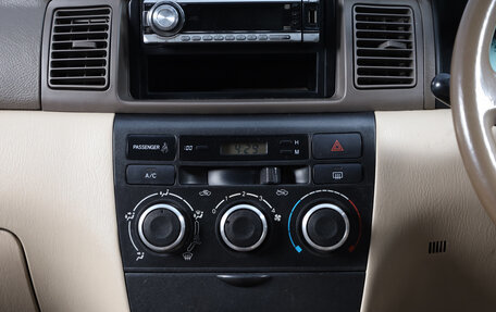 Toyota Corolla, 2002 год, 599 000 рублей, 15 фотография