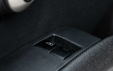 Nissan Micra III, 2008 год, 615 000 рублей, 19 фотография