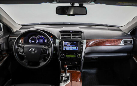 Toyota Camry, 2013 год, 1 799 000 рублей, 10 фотография