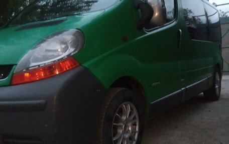 Renault Trafic, 2004 год, 5 фотография