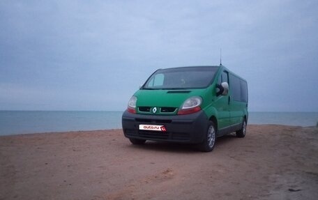 Renault Trafic, 2004 год, 3 фотография
