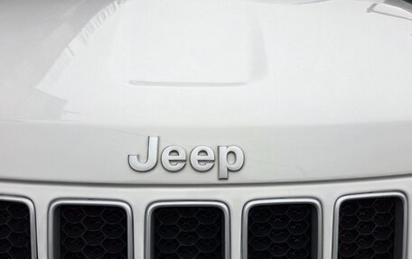 Jeep Grand Cherokee, 2013 год, 2 200 000 рублей, 21 фотография