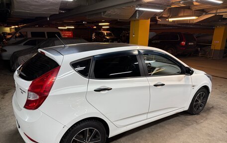 Hyundai Solaris II рестайлинг, 2015 год, 1 000 000 рублей, 7 фотография