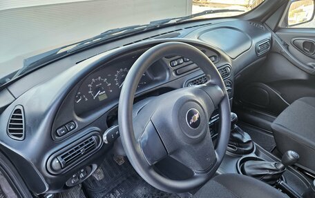 Chevrolet Niva I рестайлинг, 2017 год, 798 000 рублей, 11 фотография