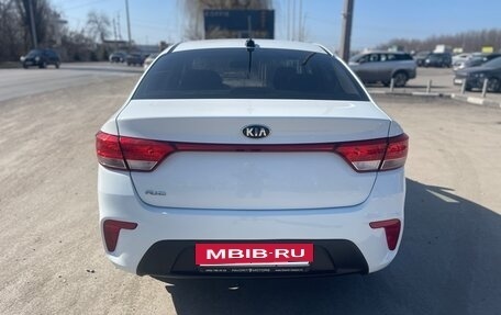 KIA Rio IV, 2018 год, 900 000 рублей, 5 фотография